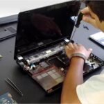 Smart Tech Care: Why At-Home Laptop Repair Services Are Gaining Popularity