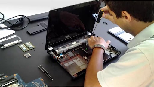 laptop service center at home