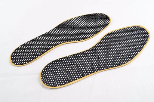 shoes with removable insoles